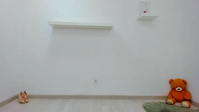 Snapshot of Julya_Anna chatting on 02.26.25 Julya Anna online show from 02.26.25