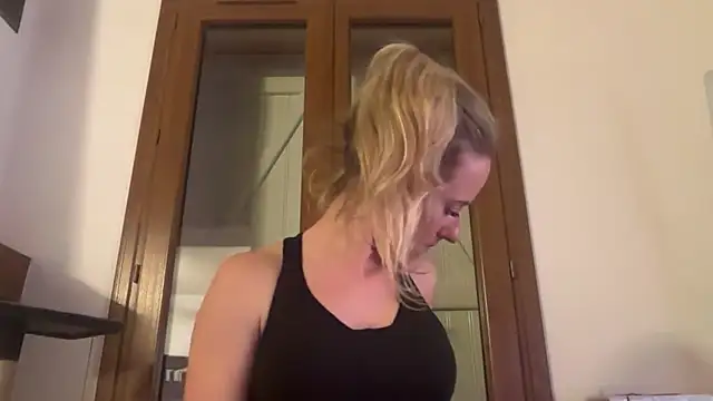 Emmy frenchie online show from 01.06.26