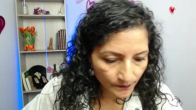 Snapshot of arianna_ros3 chatting on 03.03.25 arianna ros3 online show from 03.03.25