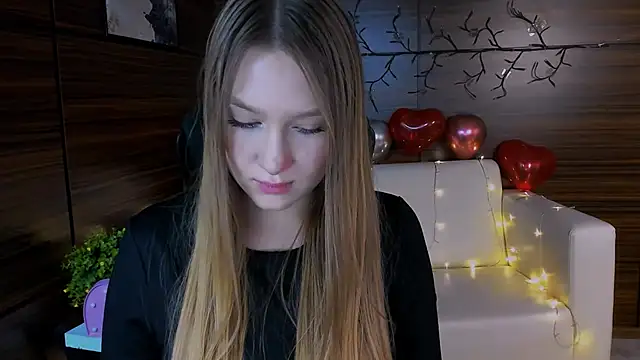 playful sophie online show from 03.04.25