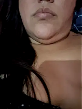 Paolaa hoot online show from 03.21.25