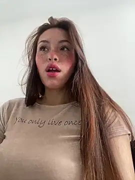 Snapshot of eriika_deep_ chatting on 02.13.25 eriika deep online show from 02.13.25