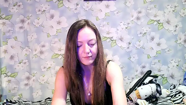 Snapshot of KattyLuuu chatting on 01.24.25 KattyLuuu online show from 01.24.25