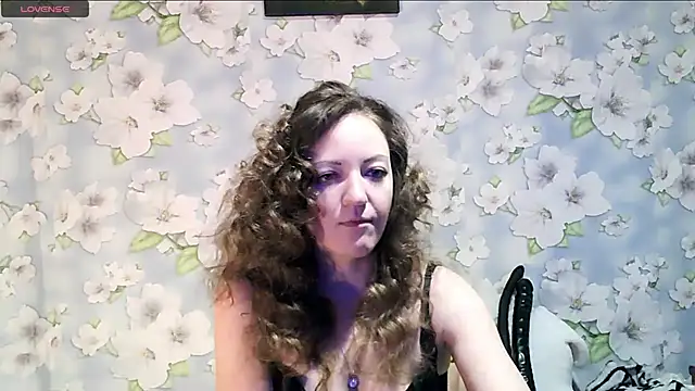 Snapshot of KattyLuuu chatting on 02.02.25 KattyLuuu online show from 02.02.25