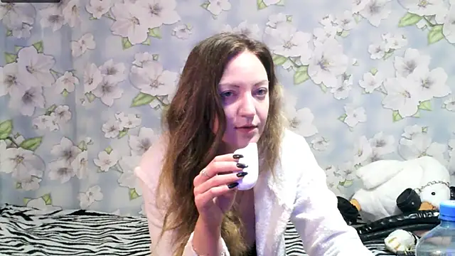 Snapshot of KattyLuuu chatting on 02.09.25 KattyLuuu online show from 02.09.25