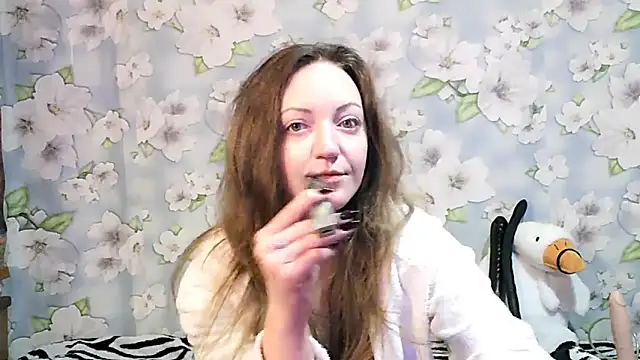 Snapshot of KattyLuuu chatting on 03.16.25 KattyLuuu online show from 03.16.25