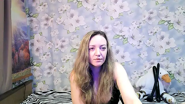 Snapshot of KattyLuuu chatting on 10.04.25 KattyLuuu online show from 10.04.25