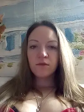 Snapshot of KattyLuuu chatting on 12.21.25 KattyLuuu online show from 12.21.25