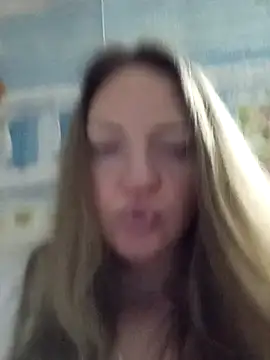 Snapshot of KattyLuuu chatting on 01.11.26 KattyLuuu online show from 01.11.26