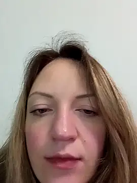 KattyLuuu online show from 02.20.26