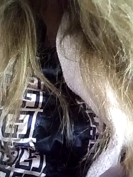 KattyLuuu online show from 04.03.26