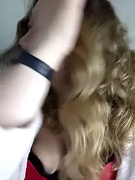 KattyLuuu online show from 04.04.26