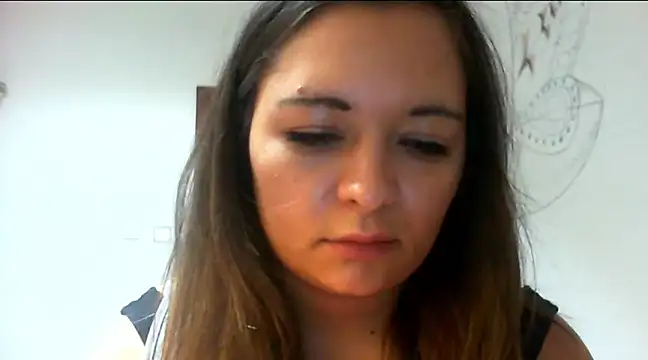 Snapshot of MeganGold chatting on 01.05.25 MeganGold online show from 01.05.25