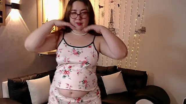 chloe prg online show from 02.05.25