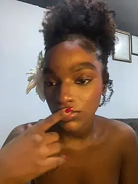 Zizi-campbel online show from 02.13.25