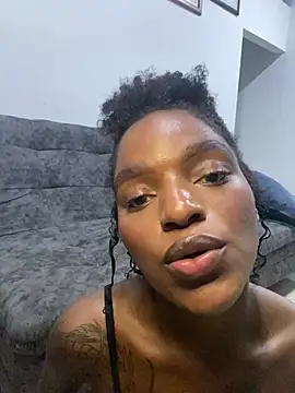 Zizi-campbel online show from 02.20.25