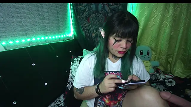 Snapshot of Eta_carinae chatting on 09.27.25 Eta carinae online show from 09.27.25