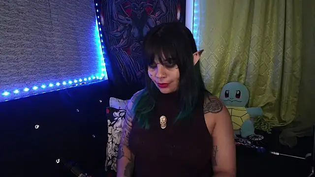 Snapshot of Eta_carinae chatting on 10.18.25 Eta carinae online show from 10.18.25