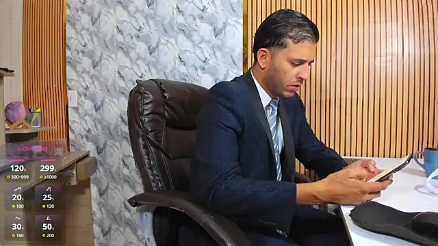 Hideintheoffice online show from 03.28.26