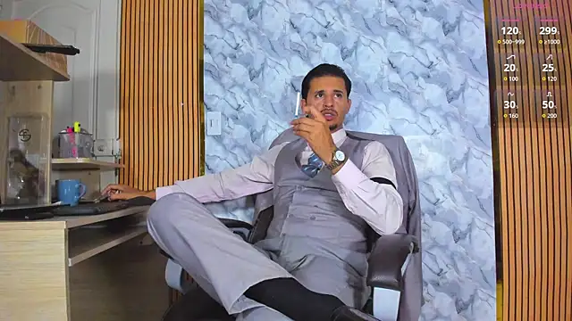 Hideintheoffice online show from 08.05.26