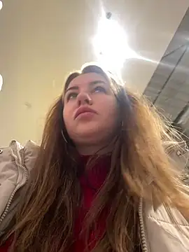 Snapshot of MayaMystic chatting on 02.03.25 MayaMystic online show from 02.03.25