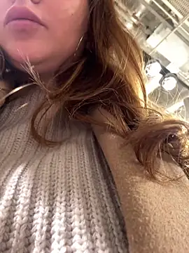 Snapshot of MayaMystic chatting on 02.28.25 MayaMystic online show from 02.28.25