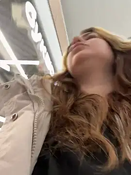 Snapshot of MayaMystic chatting on 03.13.25 MayaMystic online show from 03.13.25