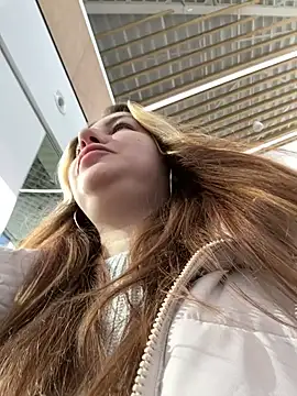 Snapshot of MayaMystic chatting on 03.17.25 MayaMystic online show from 03.17.25