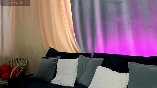 Snapshot of Cheryl__Brown chatting on 02.25.25 Cheryl Brown online show from 02.25.25