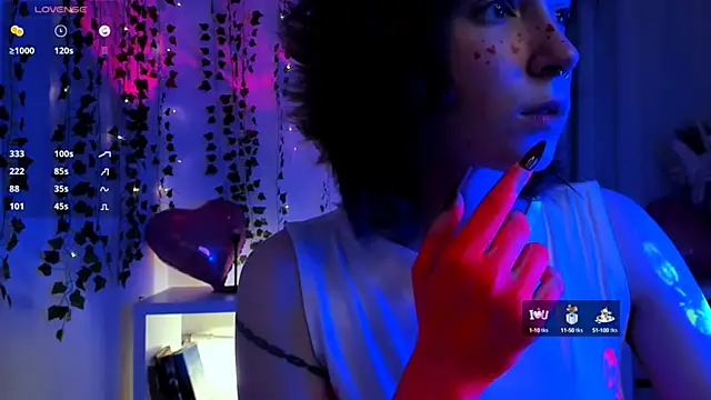 Snapshot of lilithlunna chatting on 02.16.25 lilithlunna online show from 02.16.25