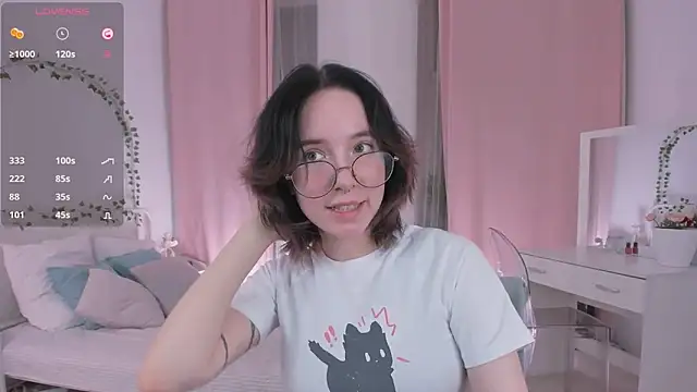 Snapshot of lilithlunna chatting on 02.27.25 lilithlunna online show from 02.27.25