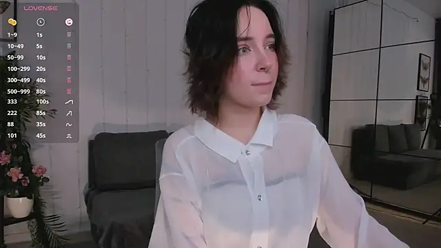 Snapshot of lilithlunna chatting on 03.02.25 lilithlunna online show from 03.02.25