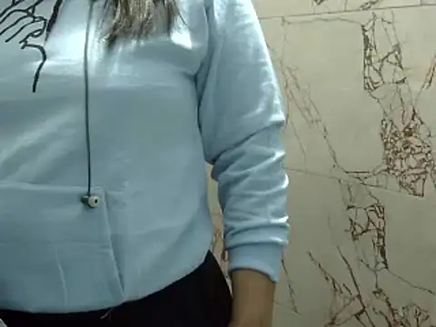 Housewife12 online show from 02.05.25