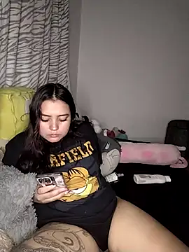 Snapshot of Ema_kraus chatting on 02.11.25 Ema kraus online show from 02.11.25