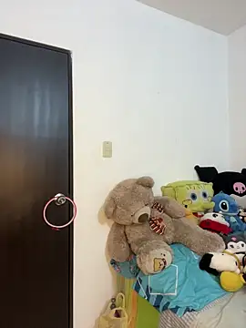 Snapshot of Ema_kraus chatting on 03.08.26 Ema kraus online show from 03.08.26