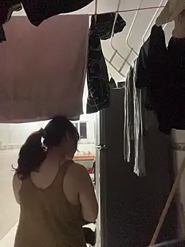 Snapshot of Ema_kraus chatting on 03.17.26 Ema kraus online show from 03.17.26