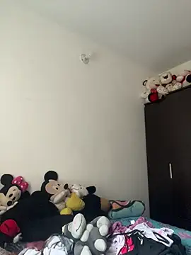 Snapshot of Ema_kraus chatting on 04.05.26 Ema kraus online show from 04.05.26