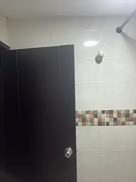 Snapshot of Ema_kraus chatting on 04.10.26 Ema kraus online show from 04.10.26