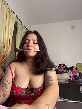 Snapshot of Ema_kraus chatting on 04.11.26 Ema kraus online show from 04.11.26