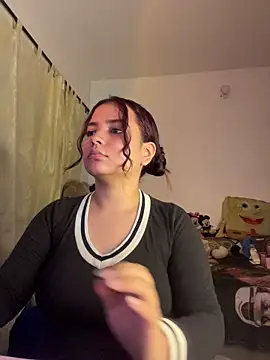 Snapshot of Ema_kraus chatting on 04.16.26 Ema kraus online show from 04.16.26