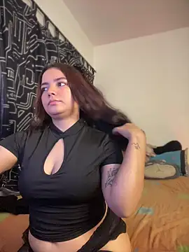 Snapshot of Ema_kraus chatting on 07.18.26 Ema kraus online show from 07.18.26