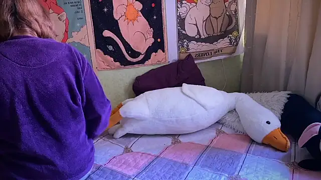 Snapshot of IlonaMurf chatting on 03.21.25 IlonaMurf online show from 03.21.25