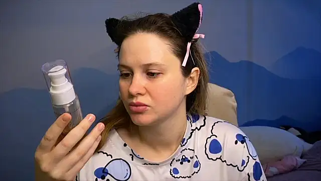 Snapshot of IlonaMurf chatting on 02.21.26 IlonaMurf online show from 02.21.26