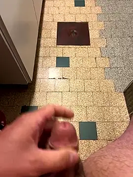 Snapshot of mikiss789 chatting on 10.12.25 mikiss789 online show from 10.12.25