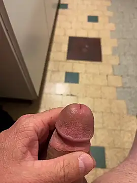 Snapshot of mikiss789 chatting on 10.29.25 mikiss789 online show from 10.29.25