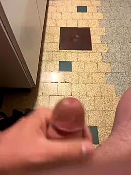 Snapshot of mikiss789 chatting on 11.25.25 mikiss789 online show from 11.25.25