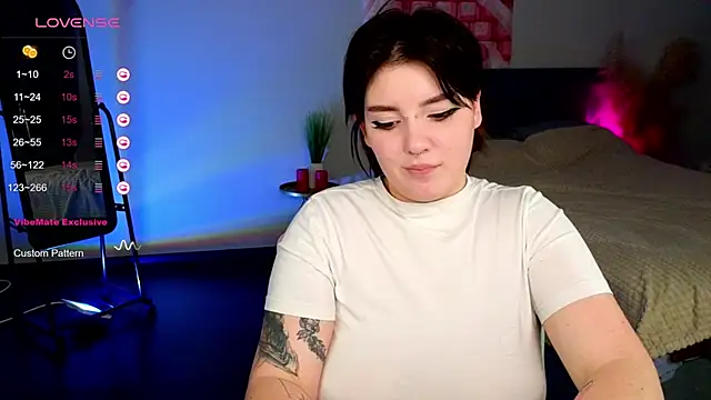 YumiYammy online show from 02.23.25