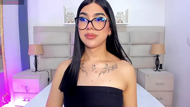 RoseCassie online show from 10.02.25