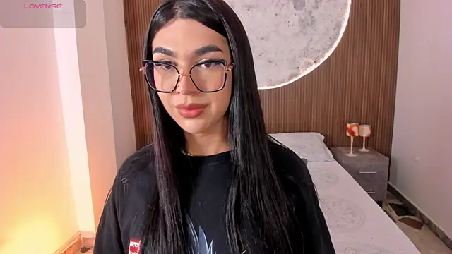 RoseCassie online show from 04.11.26