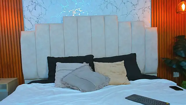 AinaraJimenez online show from 02.06.25